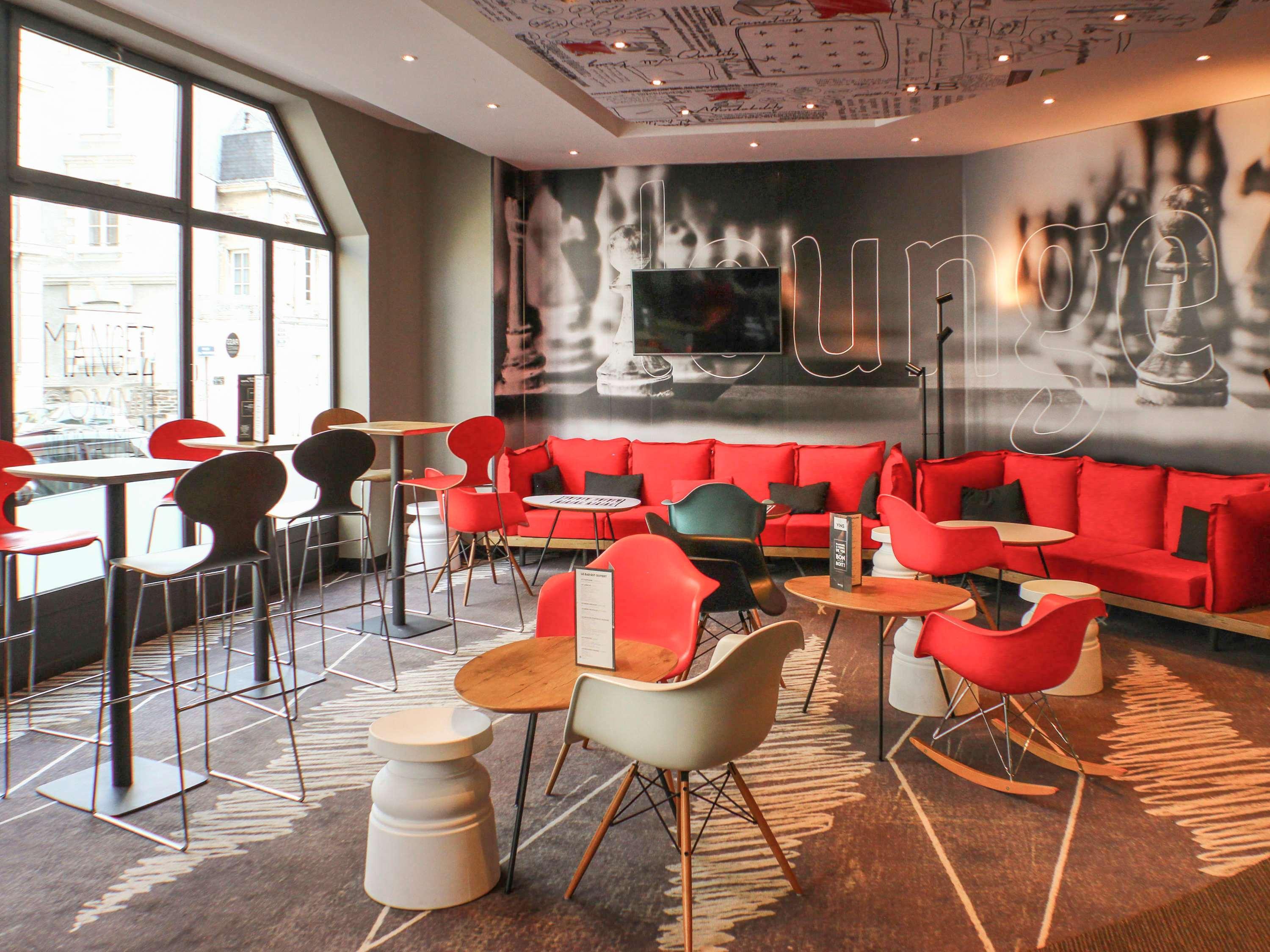 Hotel Ibis Nantes Centre Tour Bretagne Exterior foto
