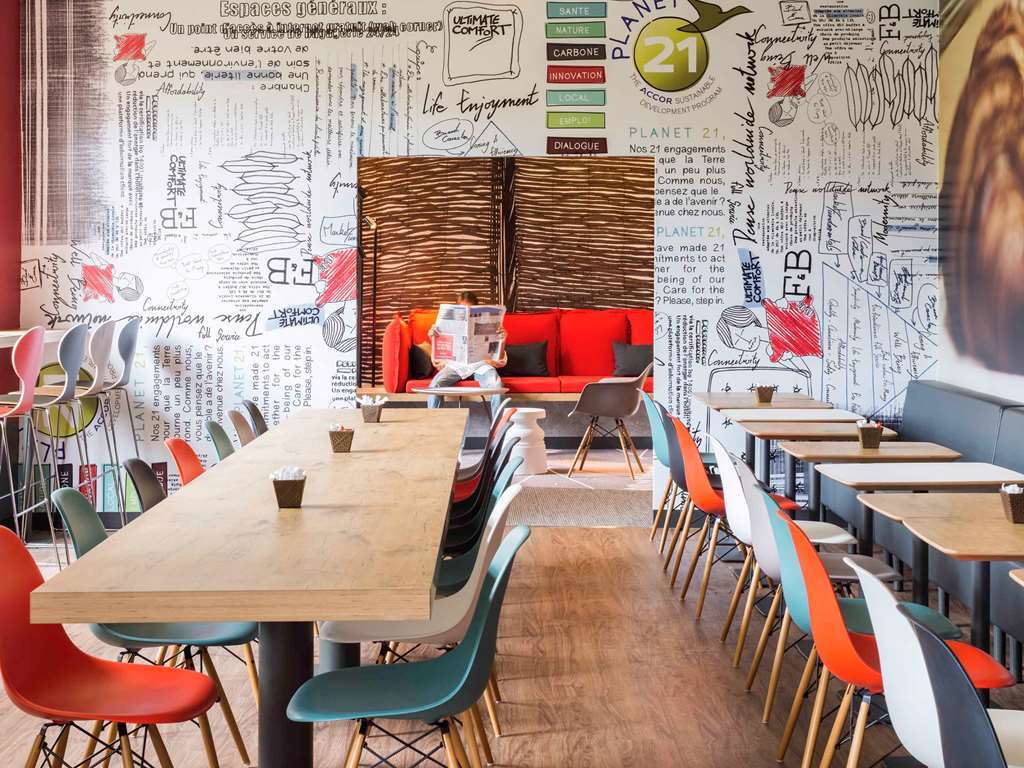 Hotel Ibis Nantes Centre Tour Bretagne Restaurant foto